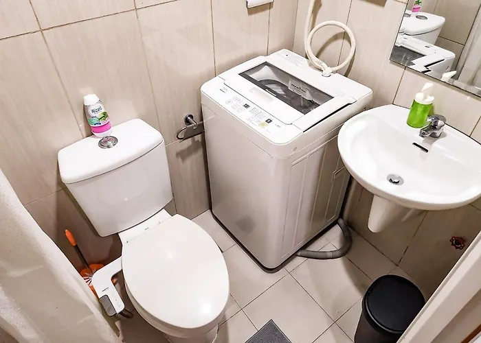 Spacious 1br 55sqm Moa With 100mbps Netflix Speakers Апартаменты